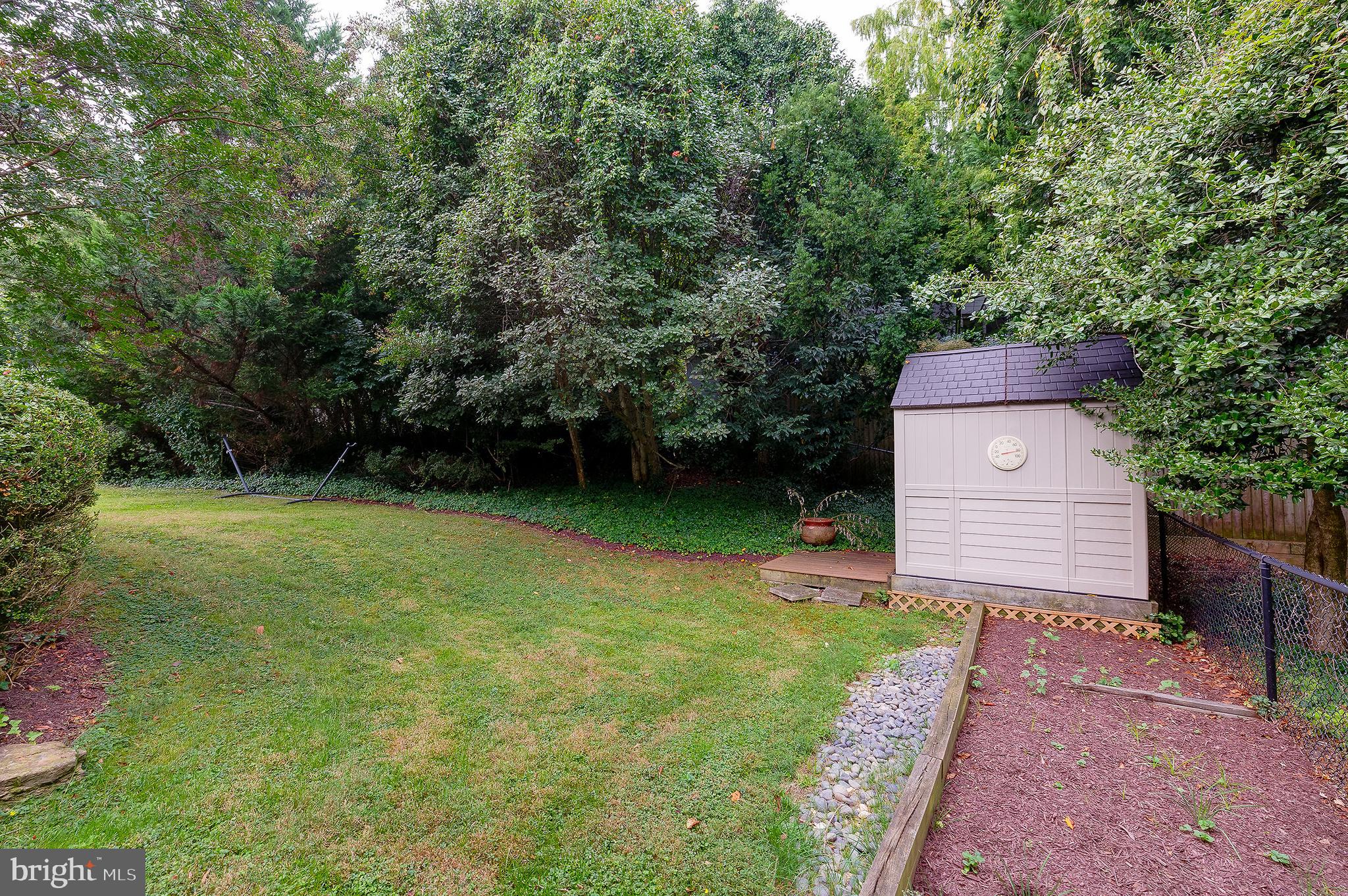 MAPLEWOOD MANOR - Residential Lease