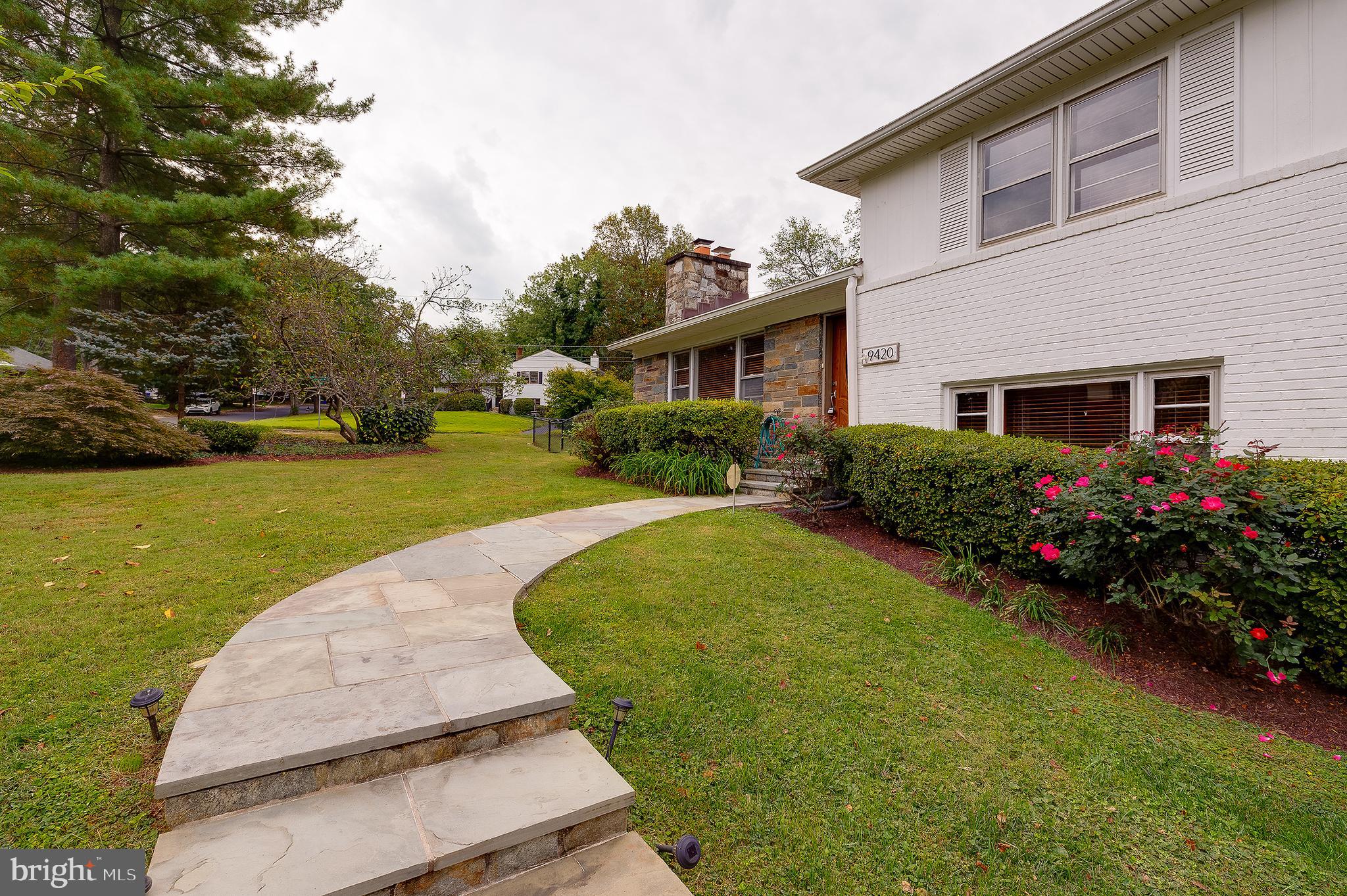 MAPLEWOOD MANOR - Residential Lease