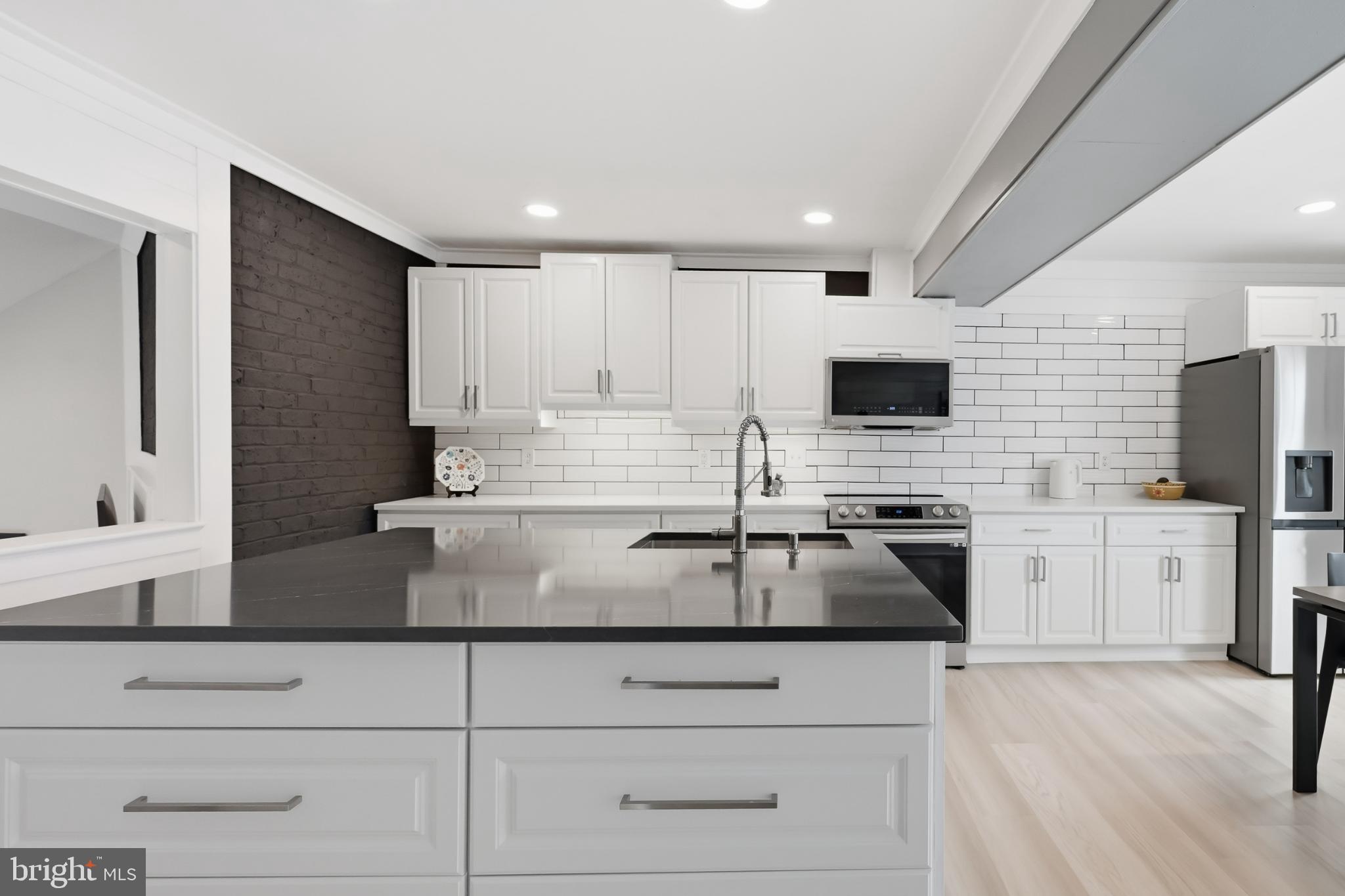 QUAIL HOLLOW - Residential