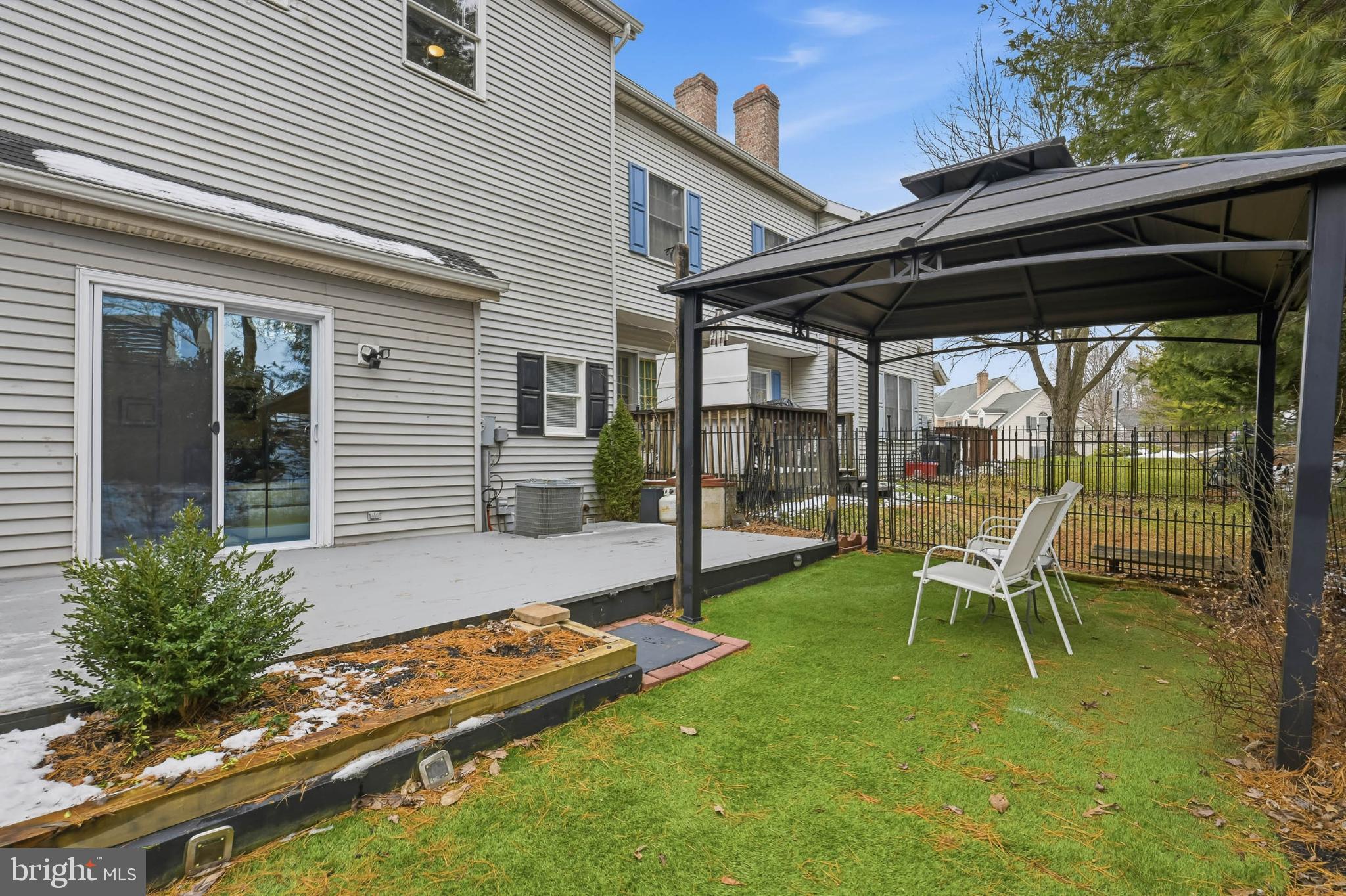 QUAIL HOLLOW - Residential