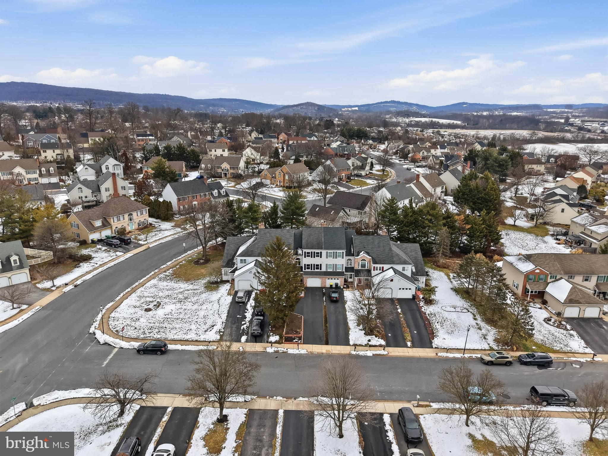 QUAIL HOLLOW - Residential