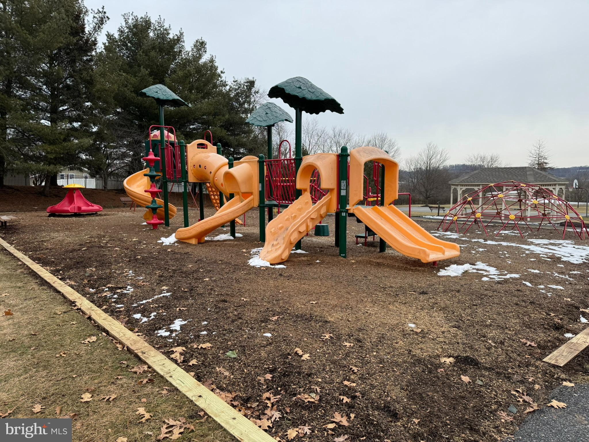 QUAIL HOLLOW - Residential