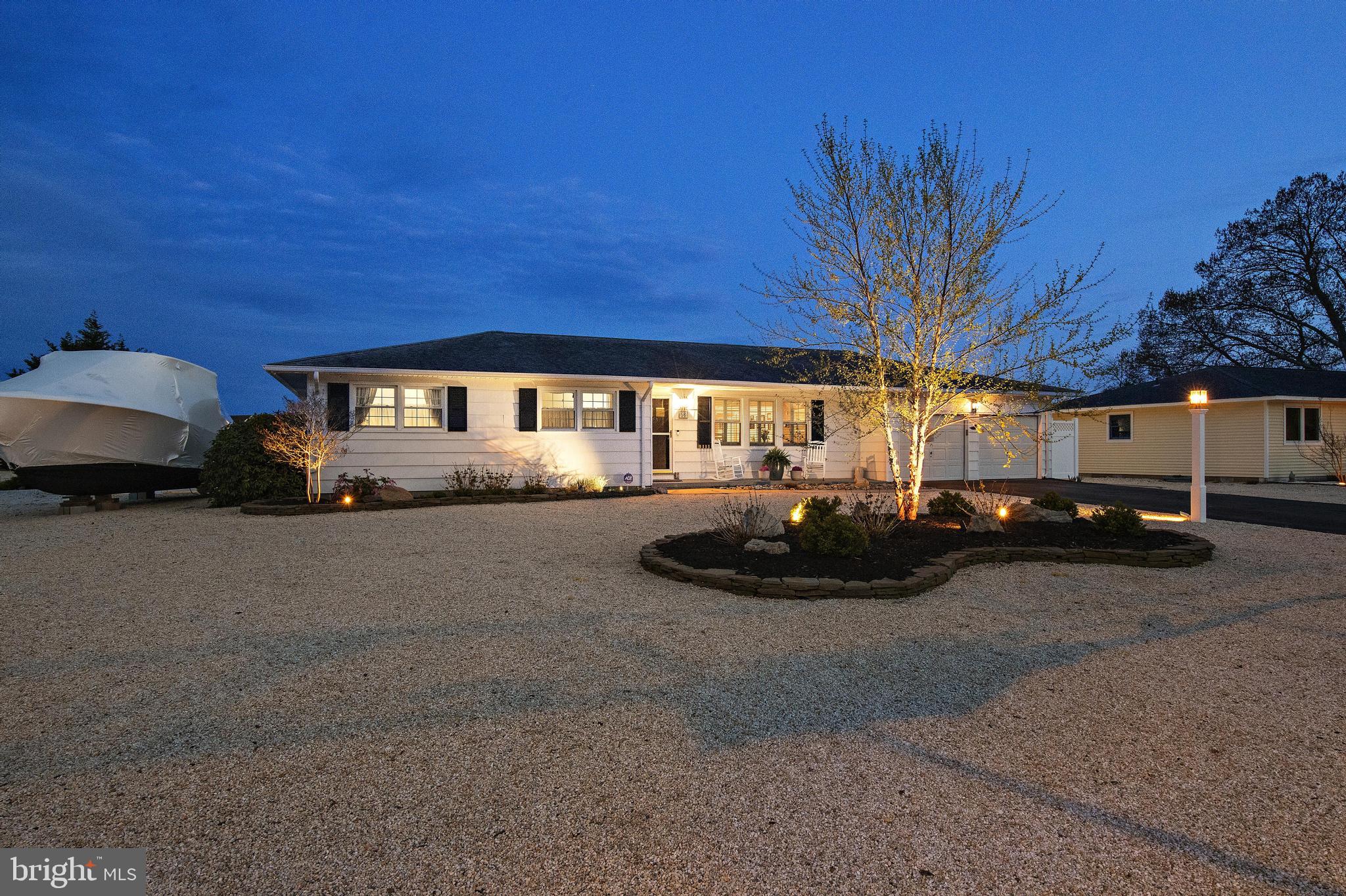 56 ATLANTIS BOULEVARD