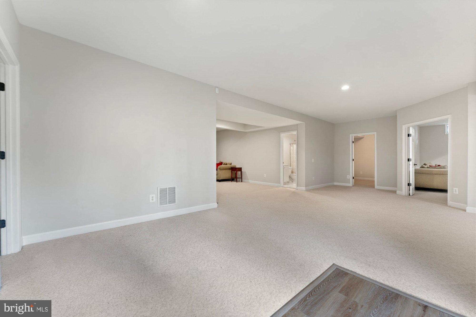 MARSHALL ESTATES - Residential