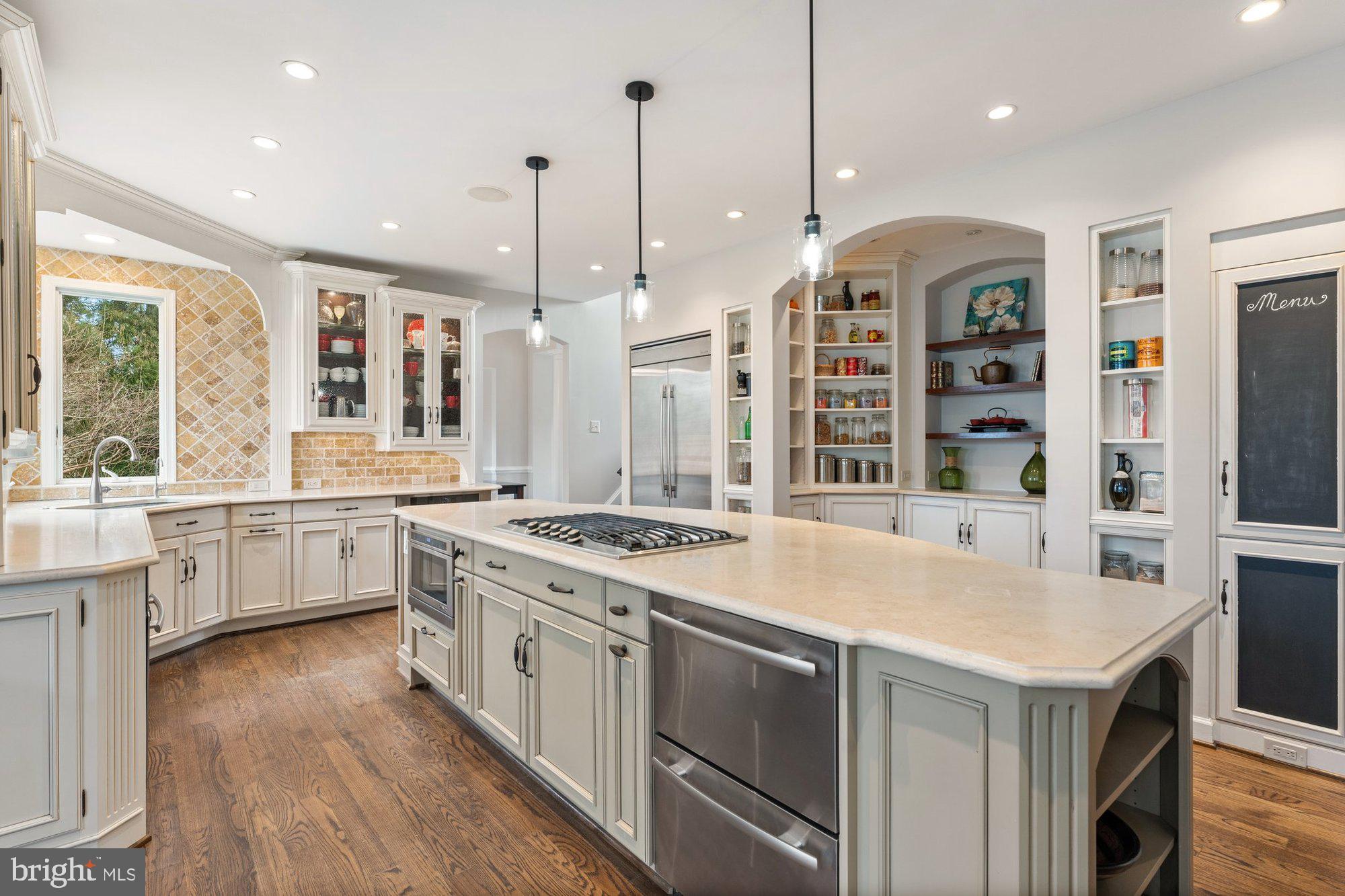 MARSHALL ESTATES - Residential