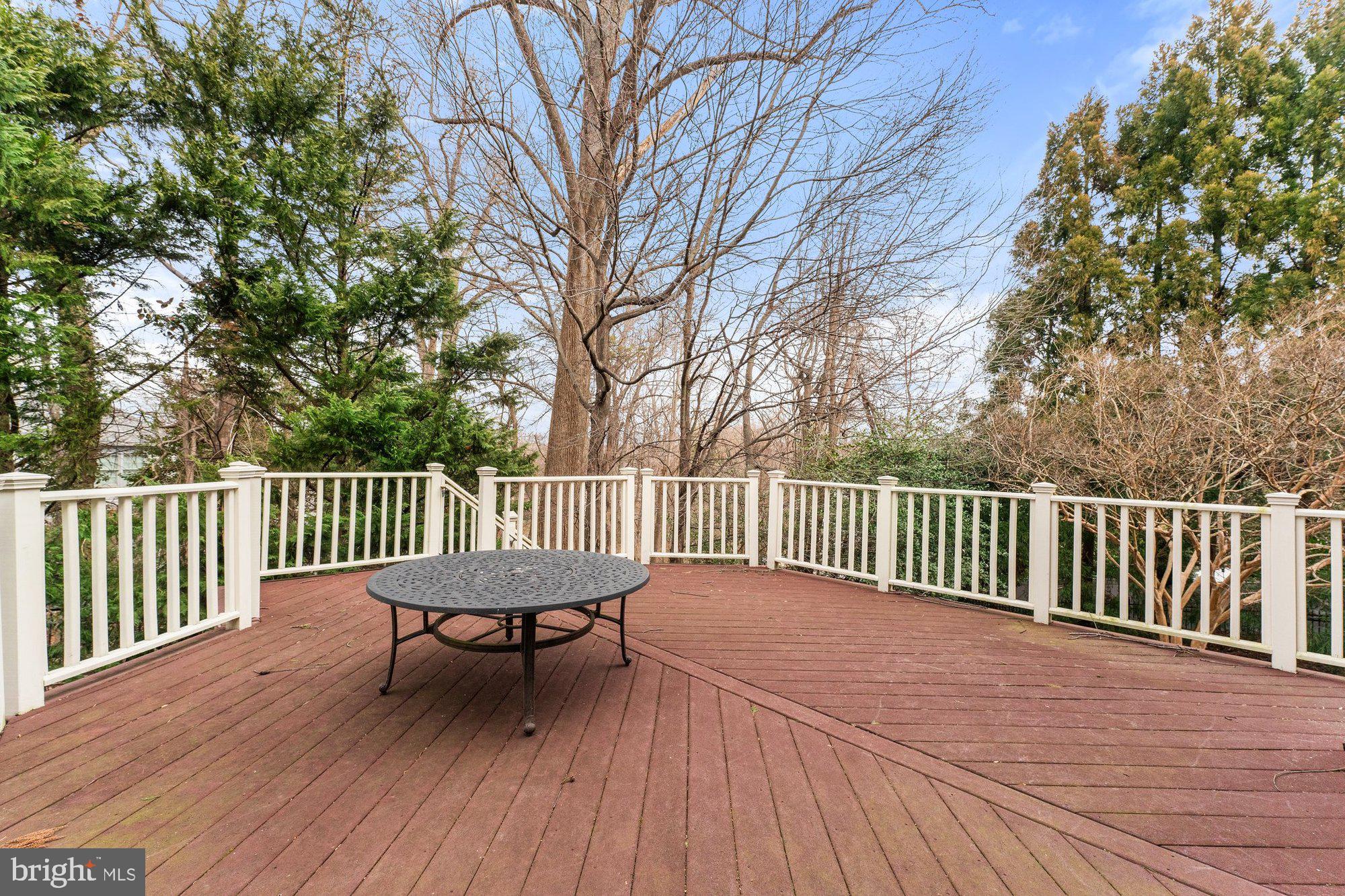 MARSHALL ESTATES - Residential