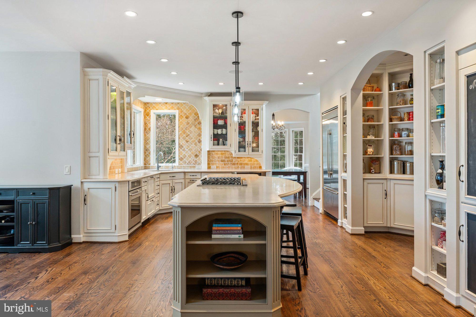 MARSHALL ESTATES - Residential