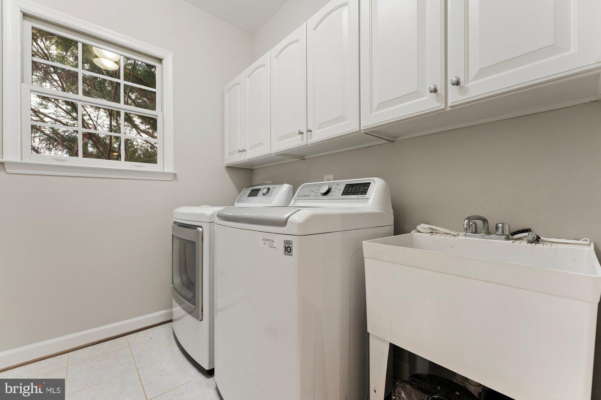 MARSHALL ESTATES - Residential