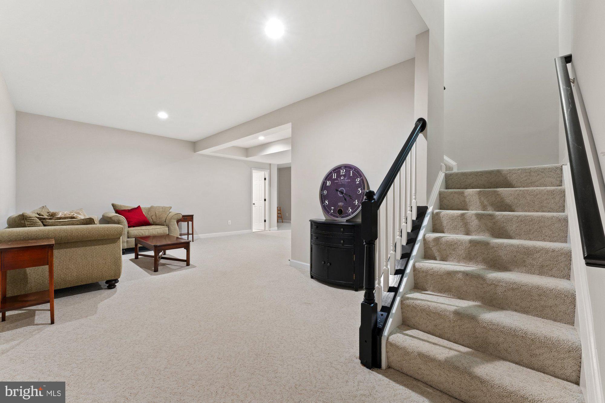 MARSHALL ESTATES - Residential