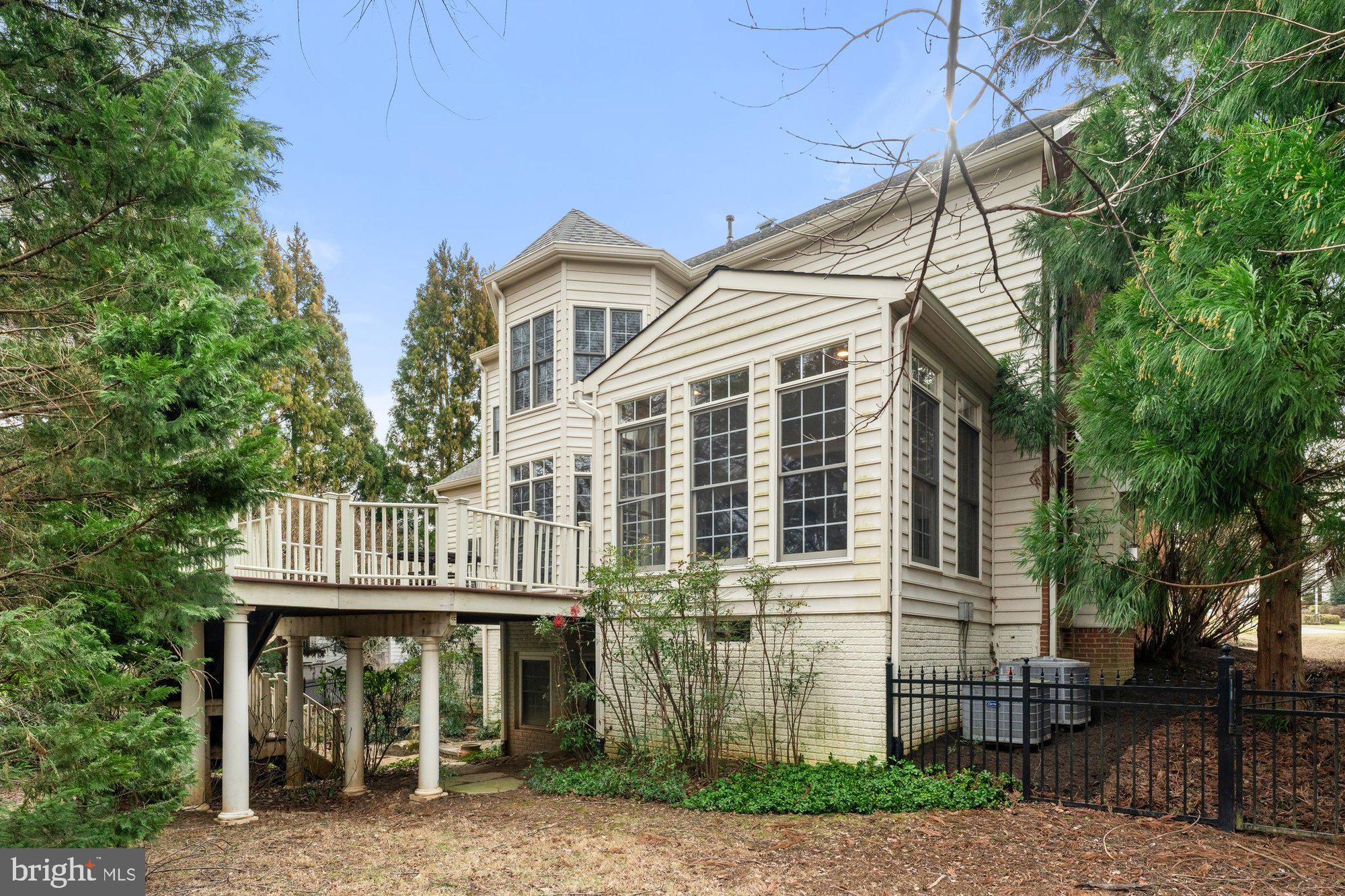 MARSHALL ESTATES - Residential