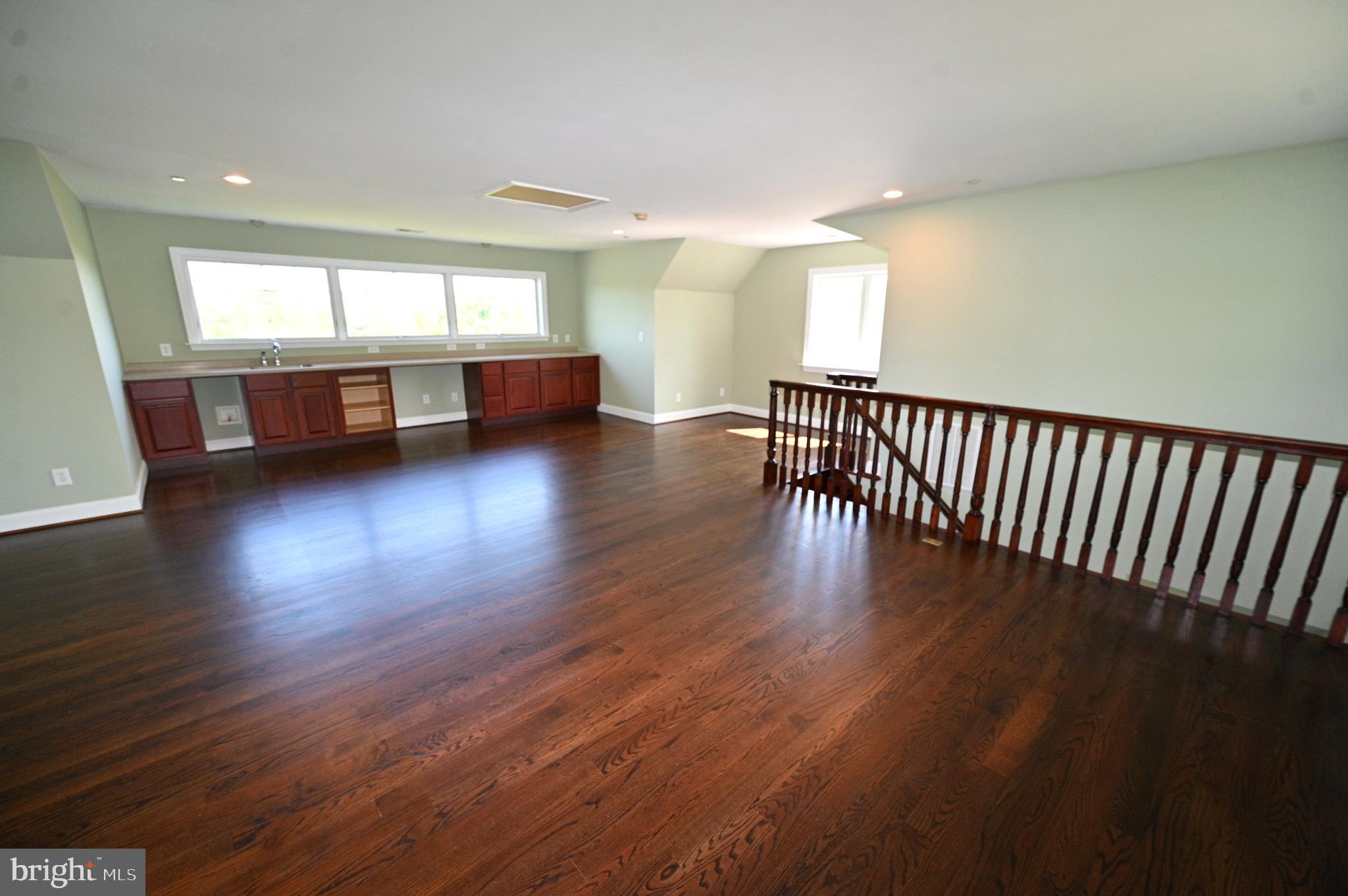 RIVER SPRINGS - Residential