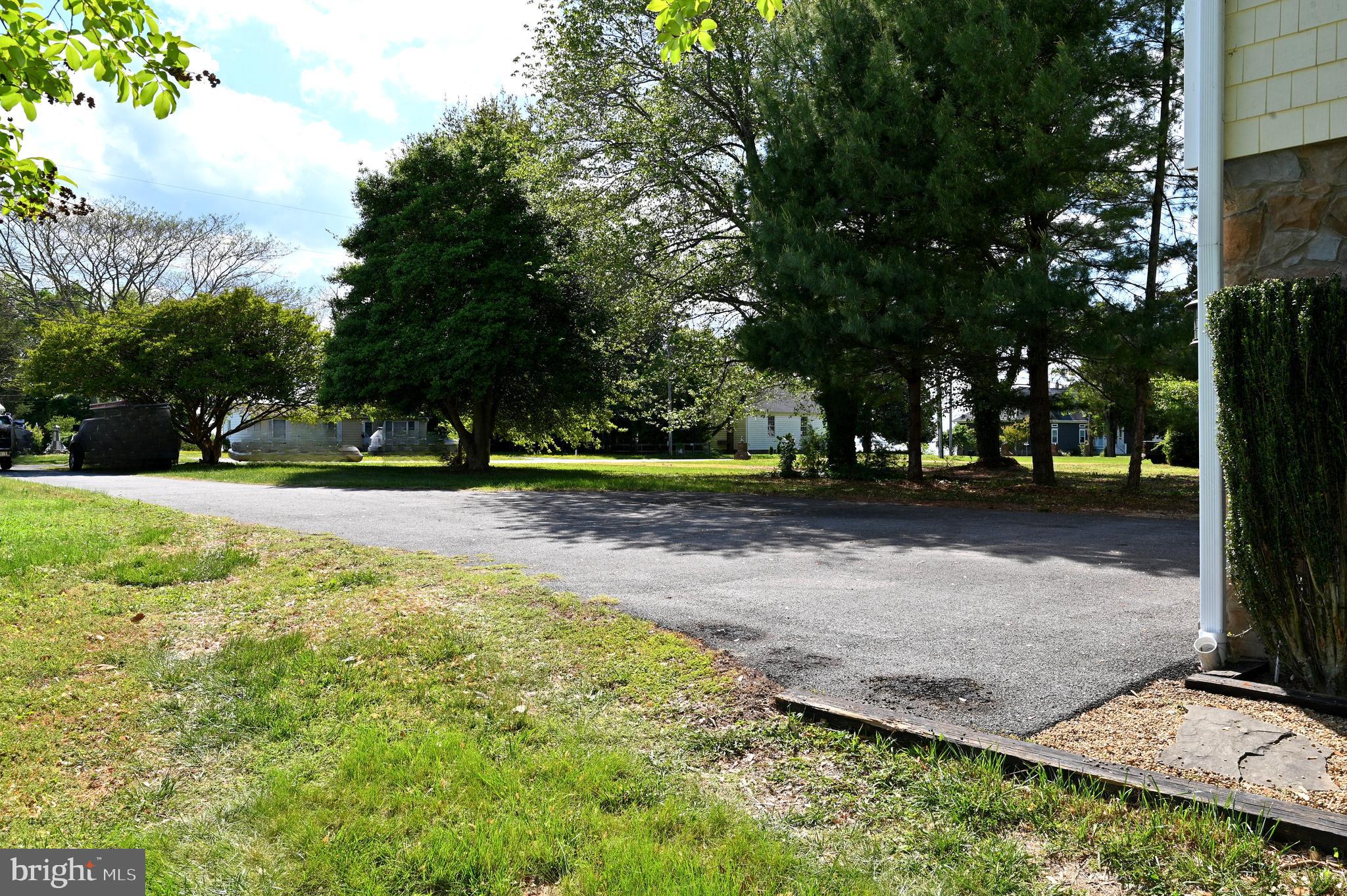 RIVER SPRINGS - Residential