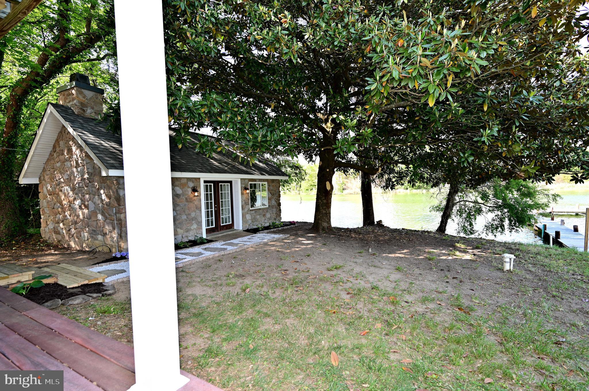 RIVER SPRINGS - Residential