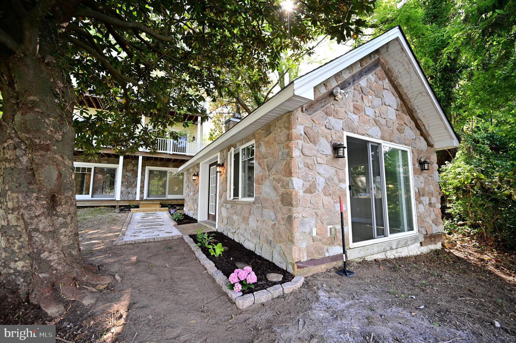 RIVER SPRINGS - Residential