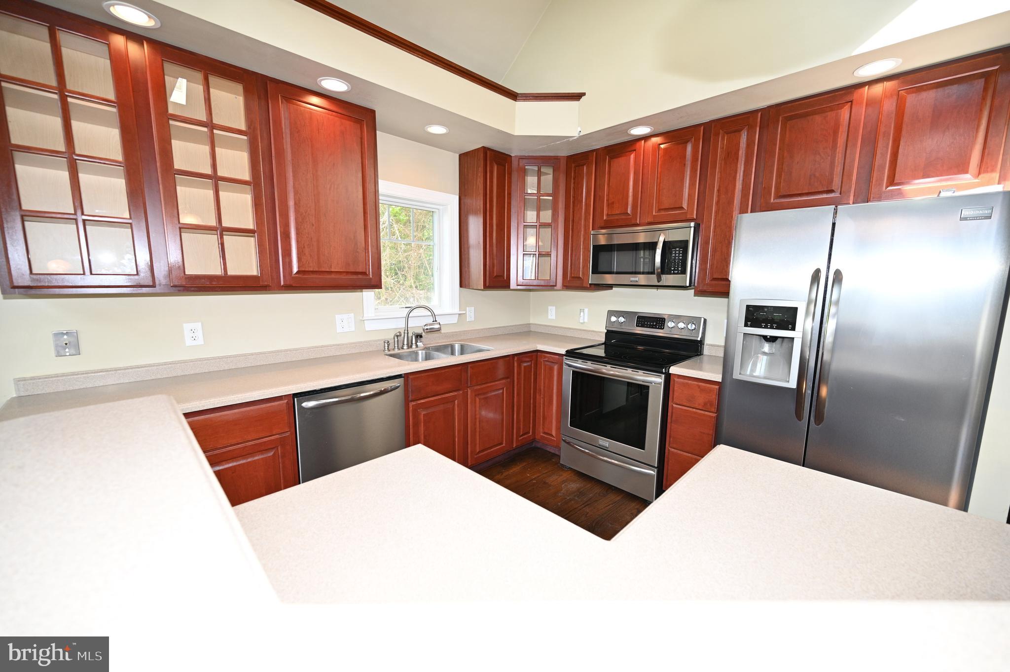 RIVER SPRINGS - Residential