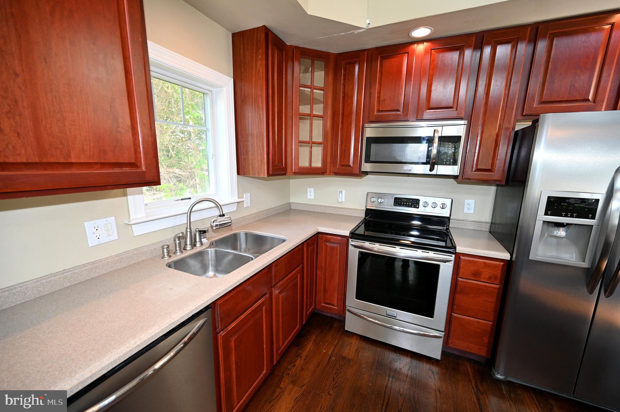 RIVER SPRINGS - Residential