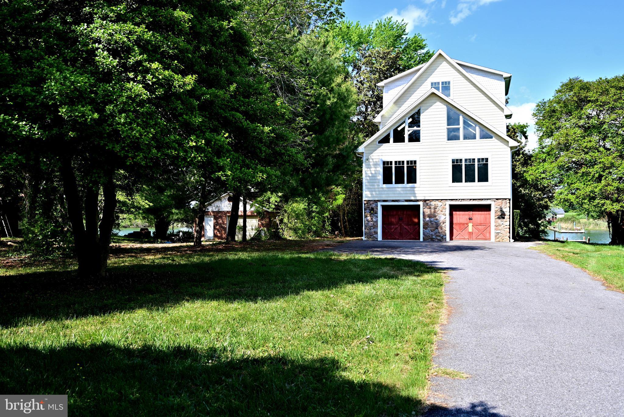RIVER SPRINGS - Residential