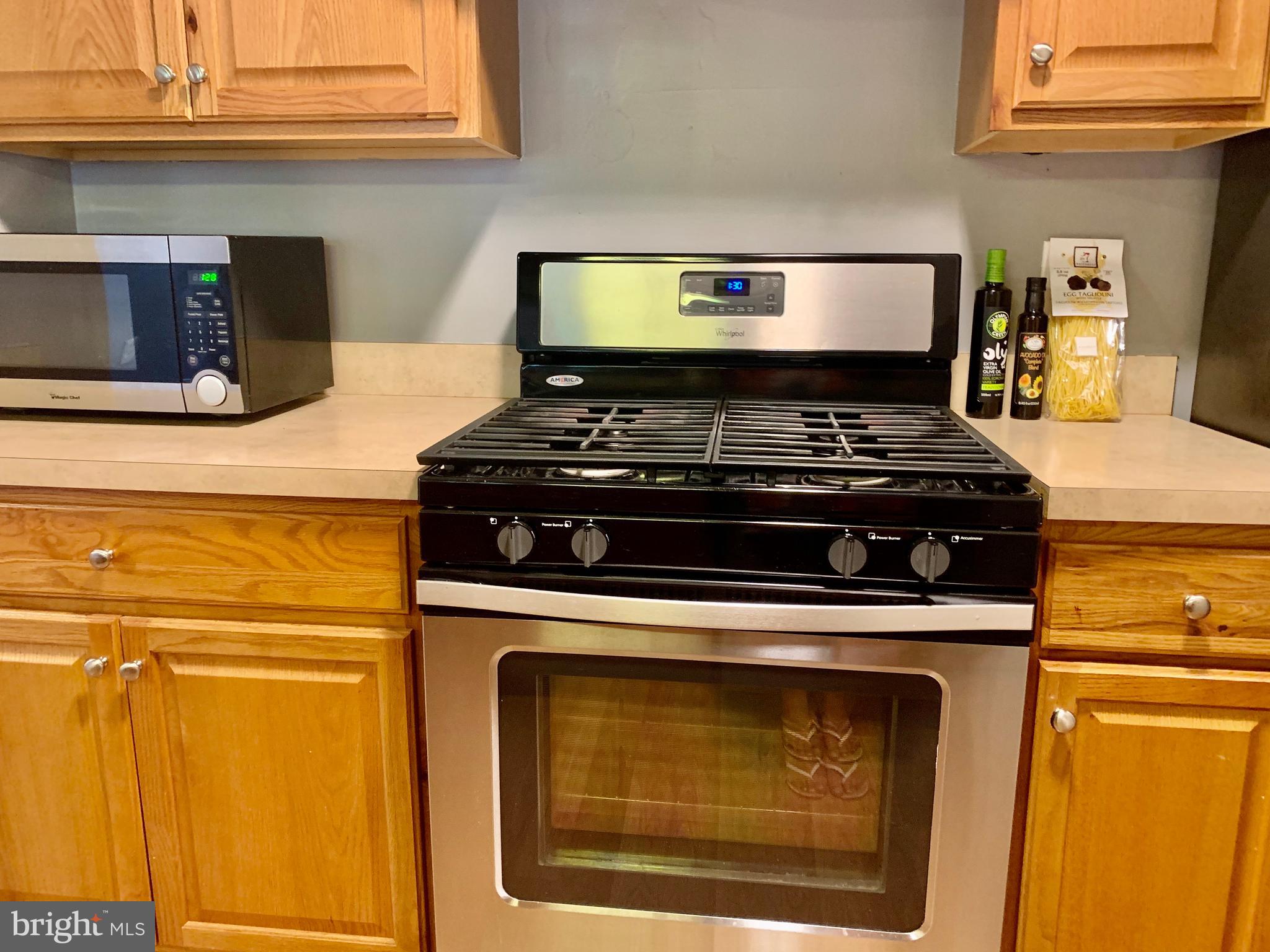 ASHBURN FARM - Residential Lease