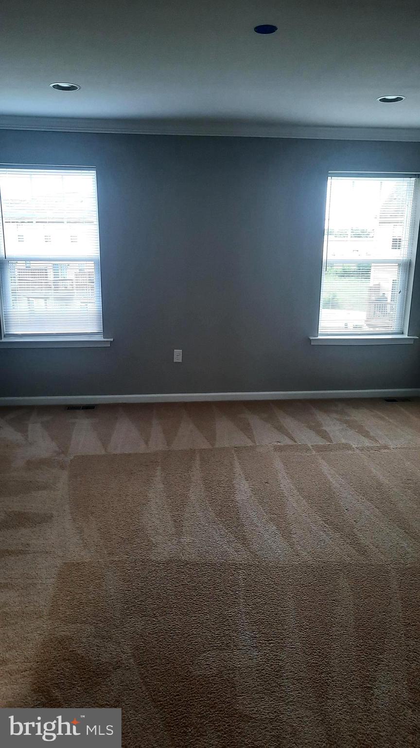 ADMIRALS QUAY - Residential Lease