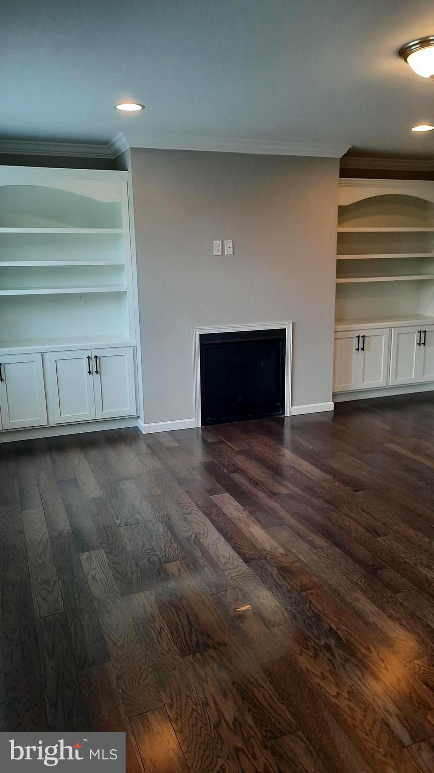 ADMIRALS QUAY - Residential Lease