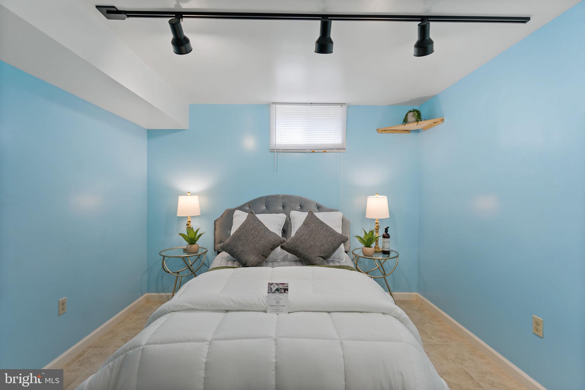 OPEQUON MEADOWS - Residential