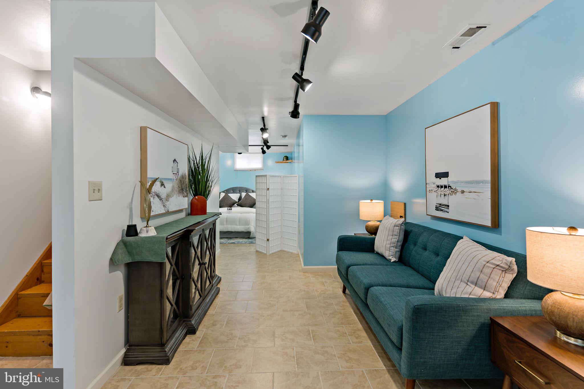 OPEQUON MEADOWS - Residential