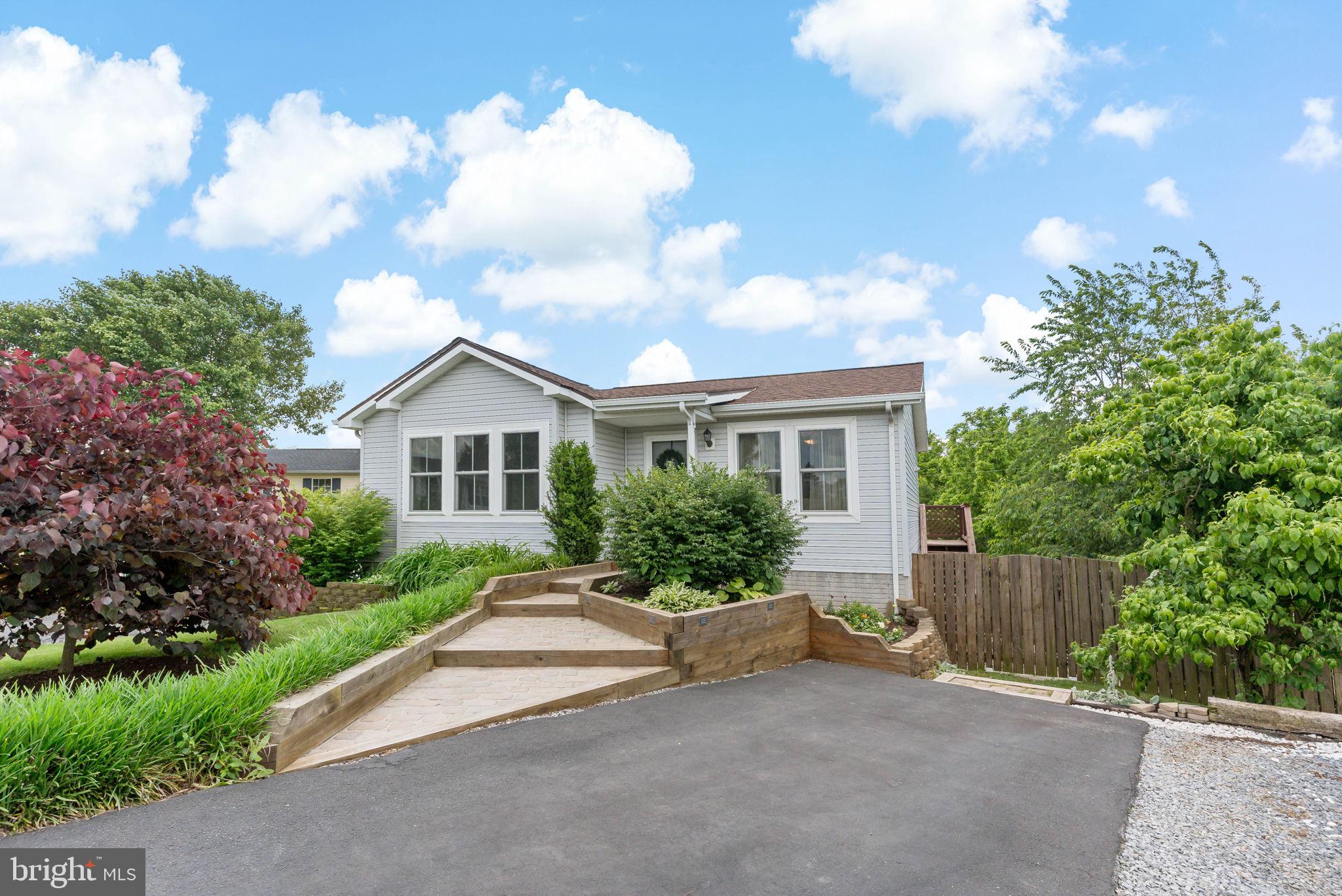 OPEQUON MEADOWS - Residential