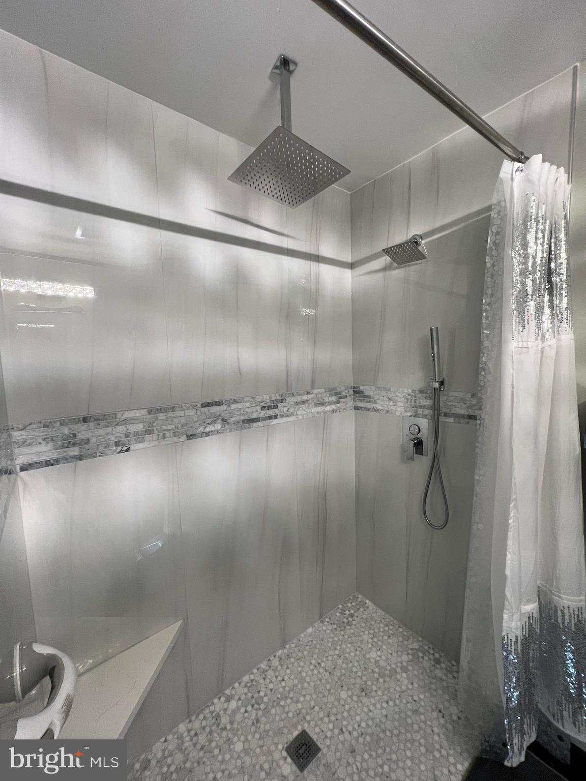 THUNDER HILL - Residential