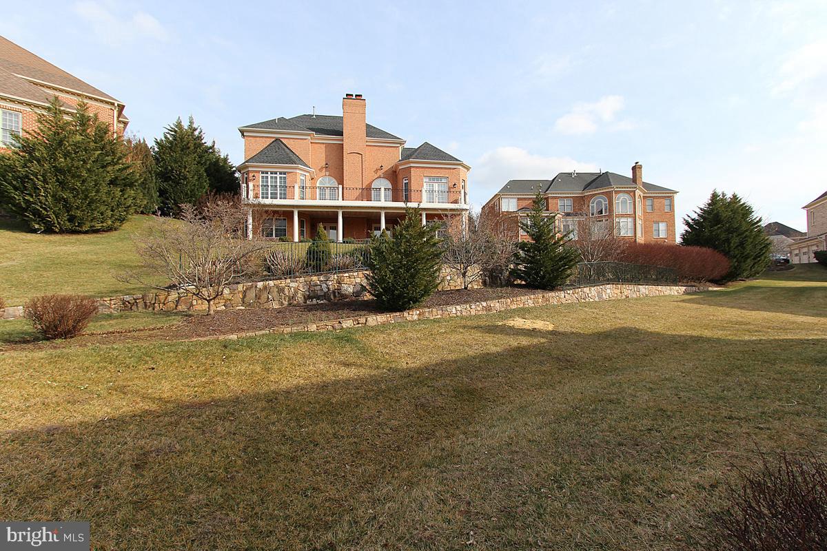 15709 SPYGLASS HILL LOOP