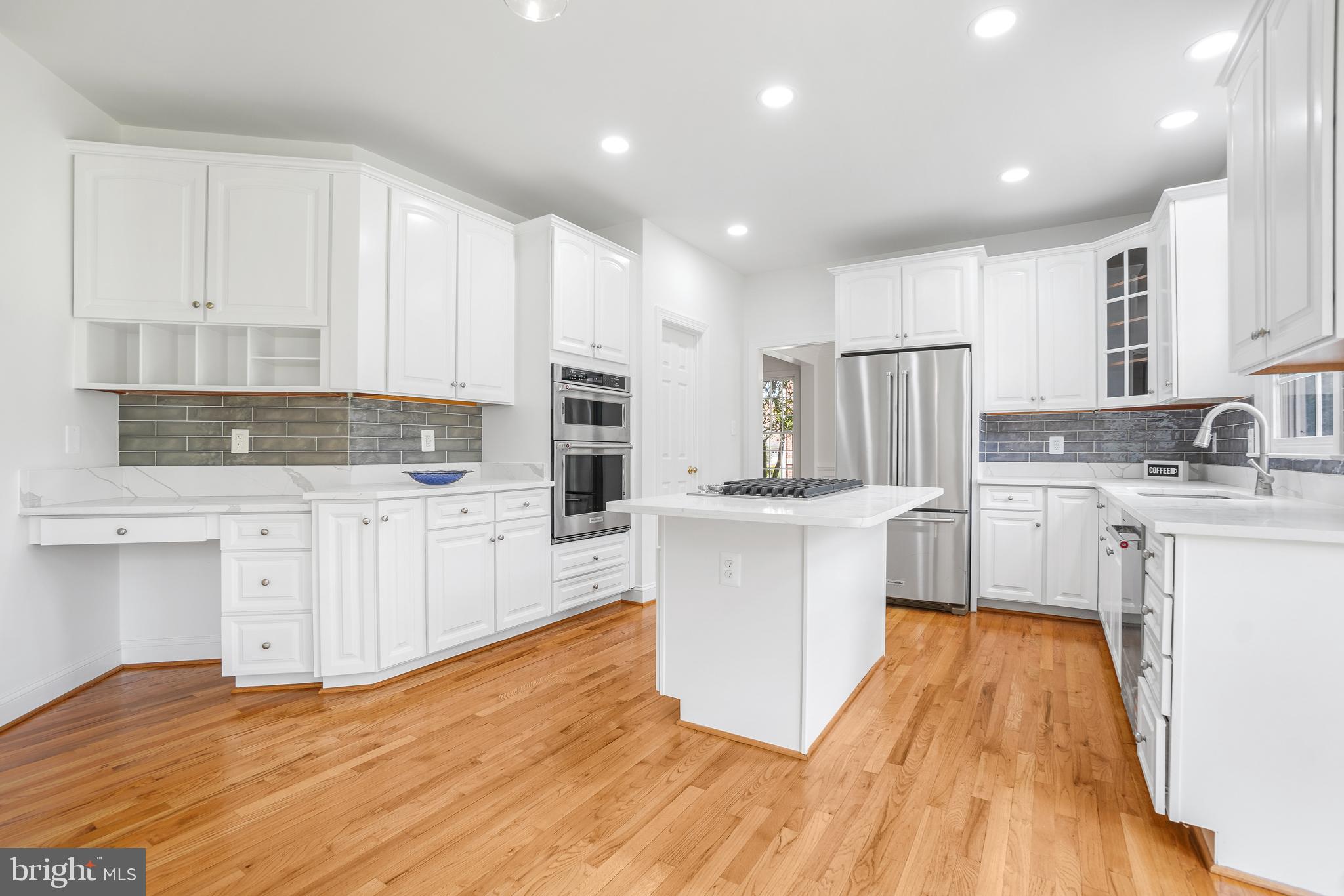 LAKE MANASSAS - Residential