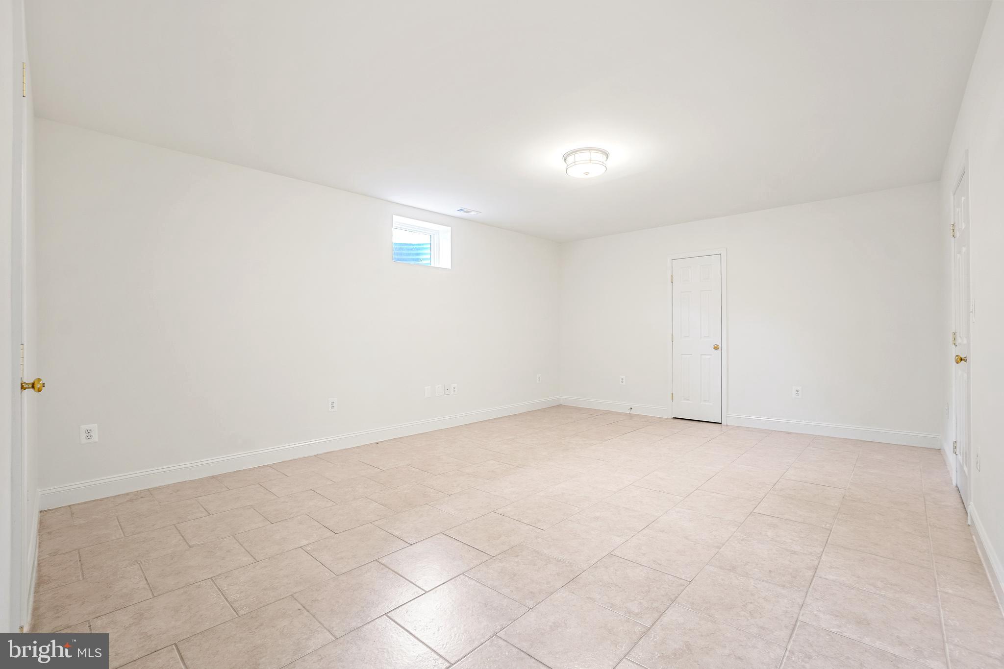 LAKE MANASSAS - Residential