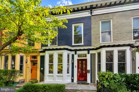 MLS: DCDC2279430