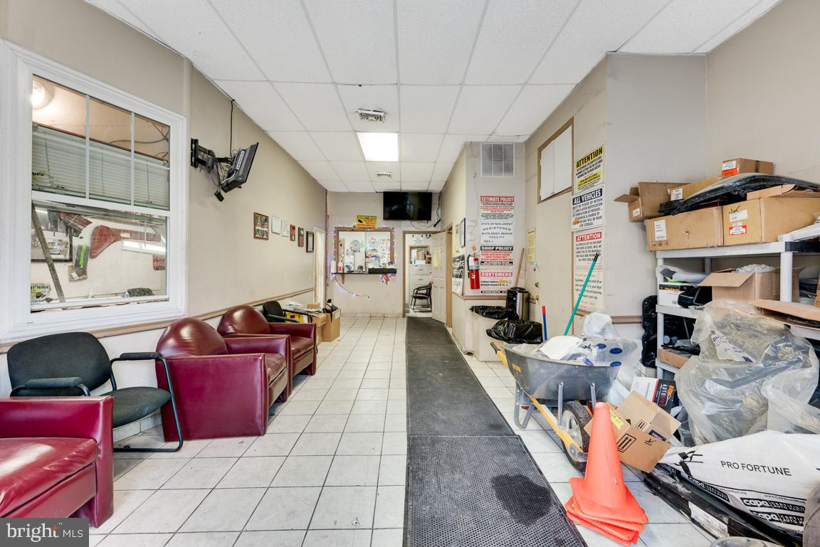 310 KAIGHN AVENUE 312