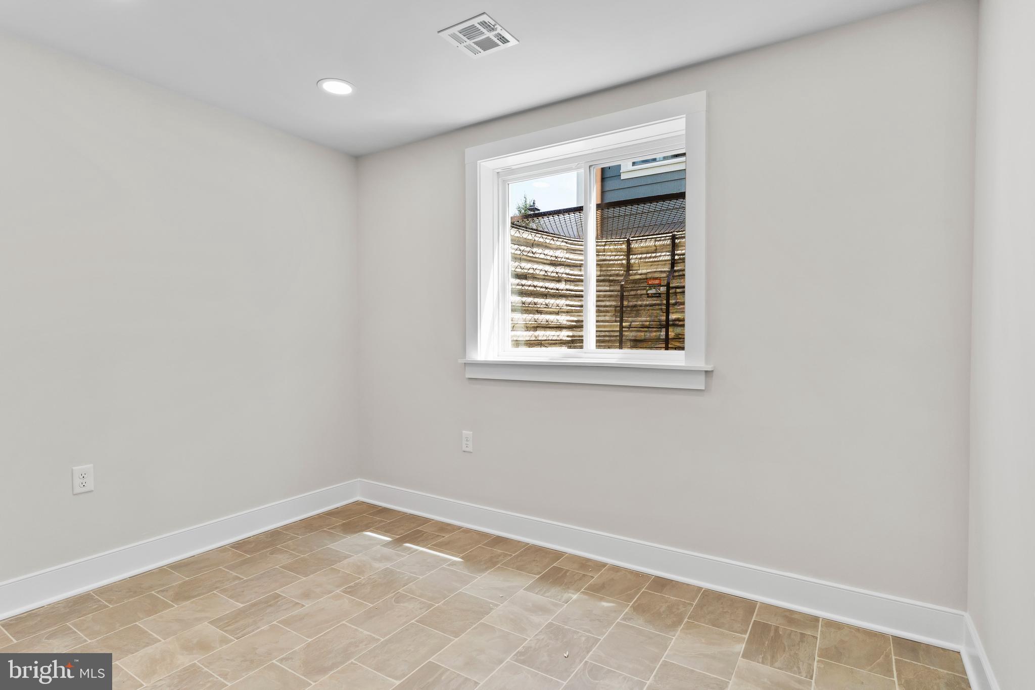 GRANGE - Residential Lease