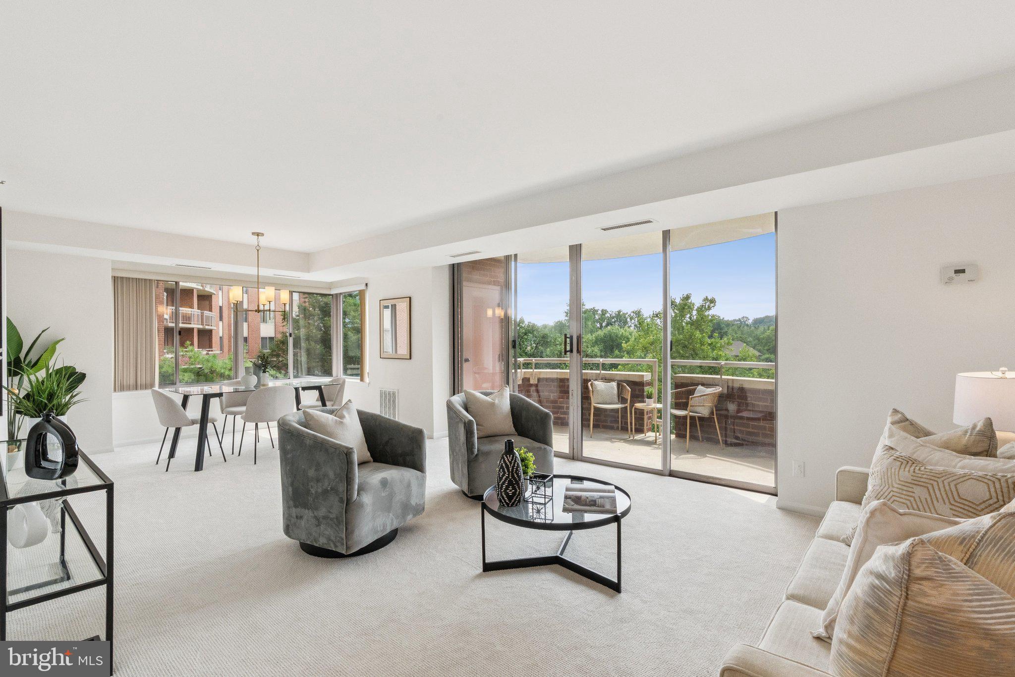 5802 NICHOLSON 2-406