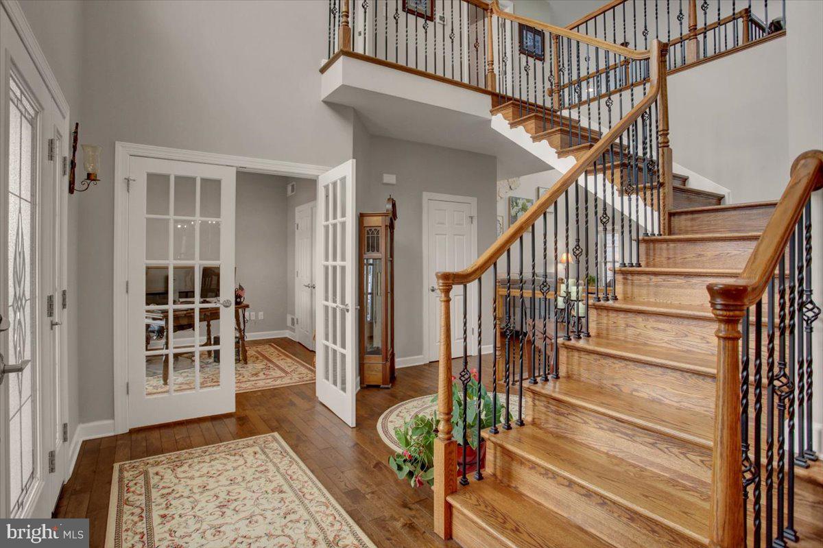 WALNUT ACRES - Residential