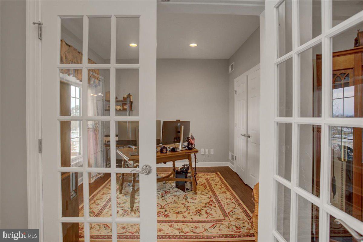 WALNUT ACRES - Residential