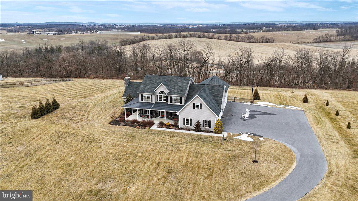 WALNUT ACRES - Residential