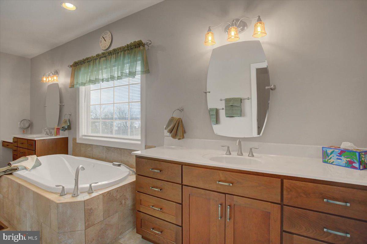 WALNUT ACRES - Residential