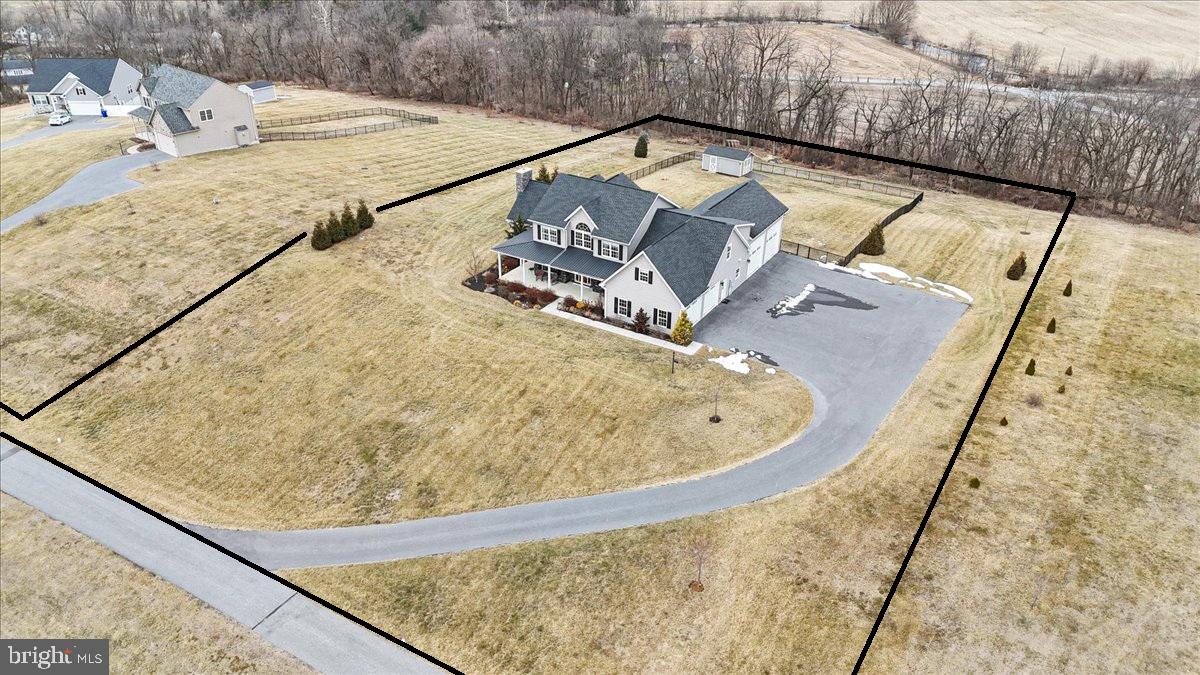 WALNUT ACRES - Residential