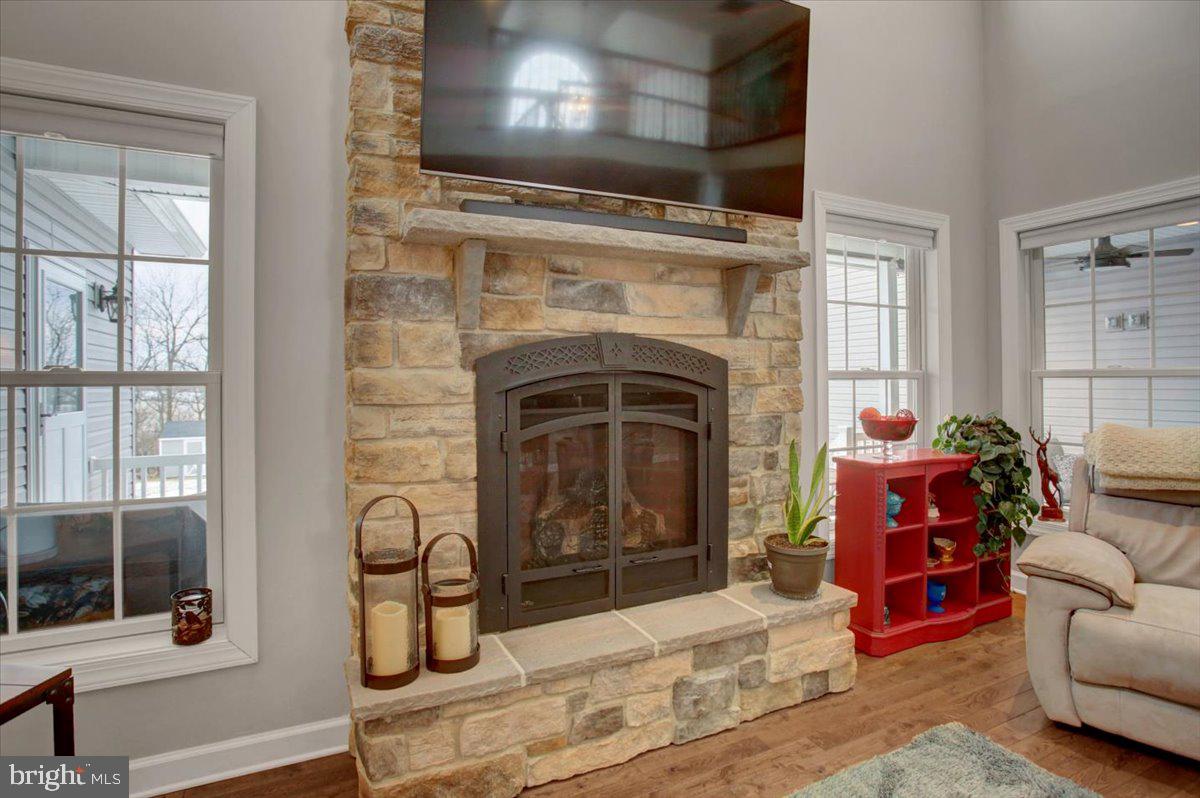 WALNUT ACRES - Residential