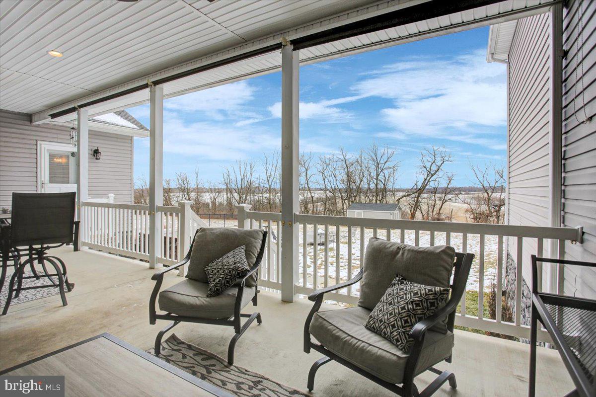 WALNUT ACRES - Residential