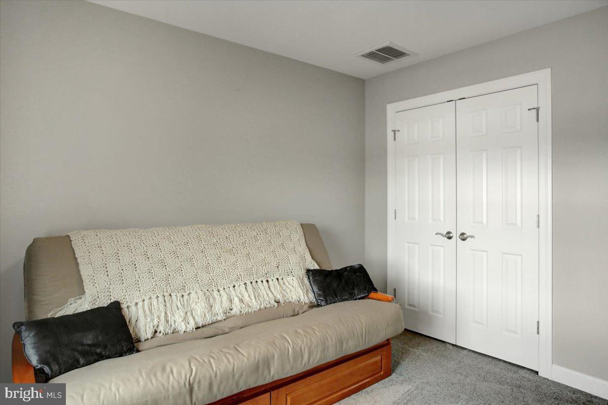 WALNUT ACRES - Residential