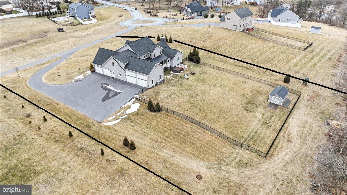 WALNUT ACRES - Residential