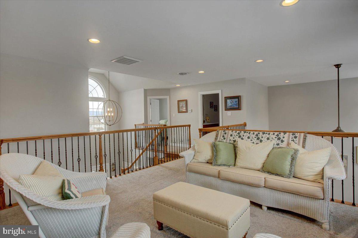 WALNUT ACRES - Residential