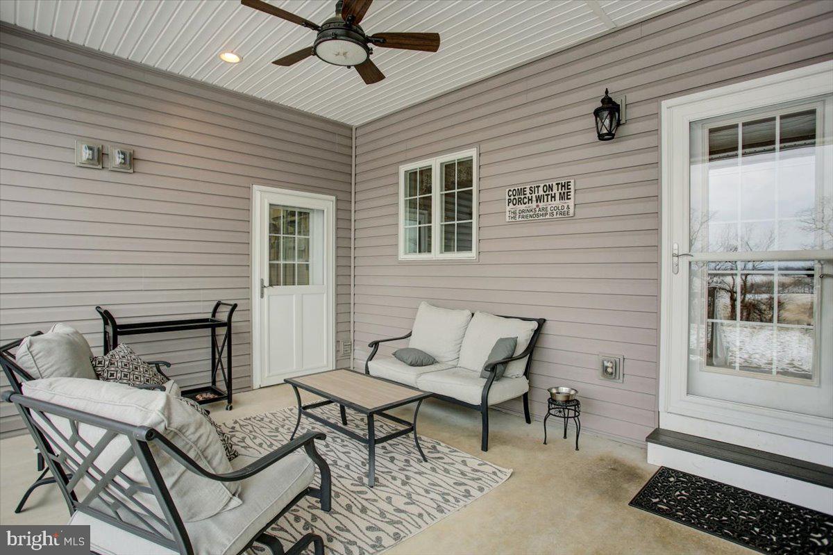 WALNUT ACRES - Residential