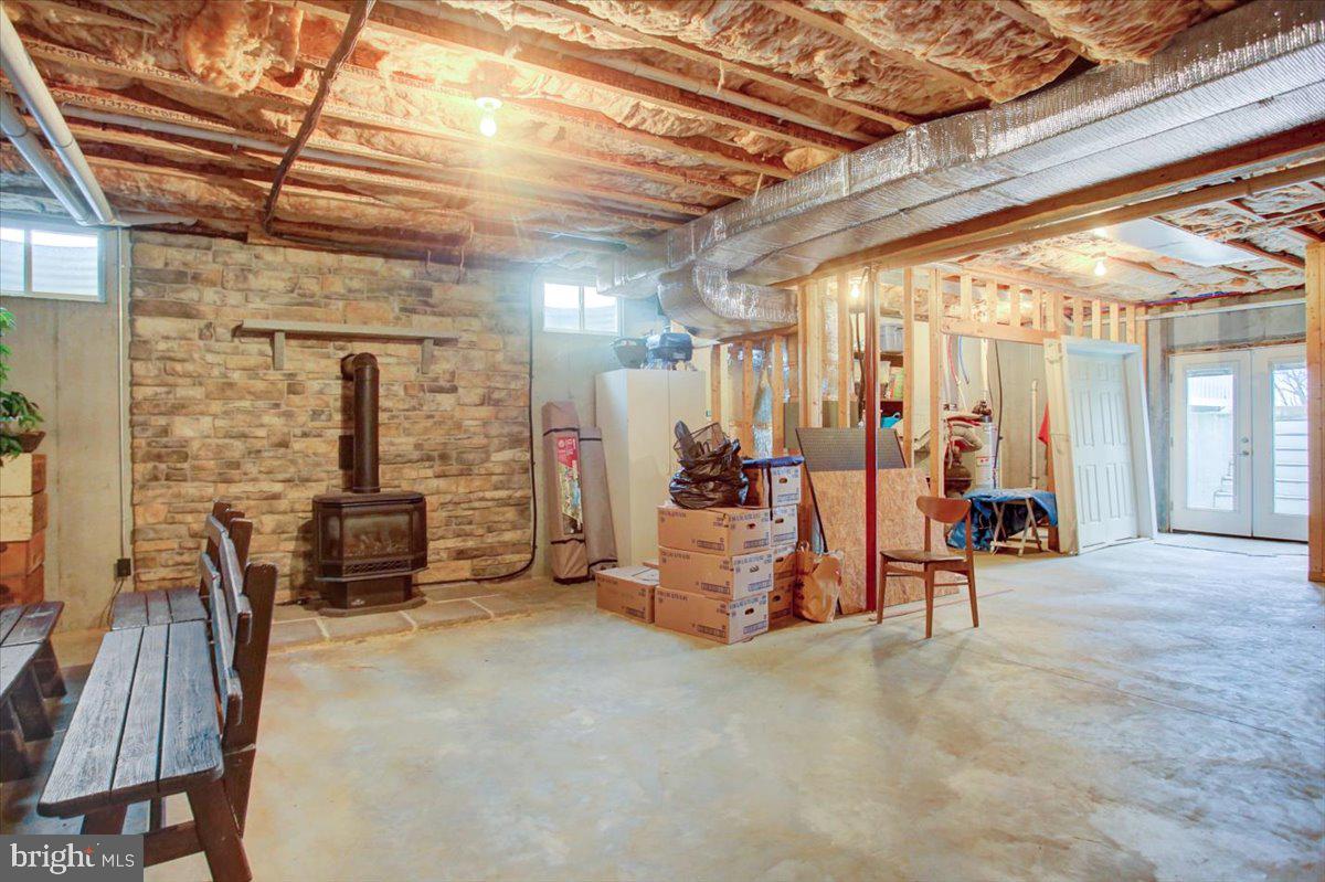 WALNUT ACRES - Residential