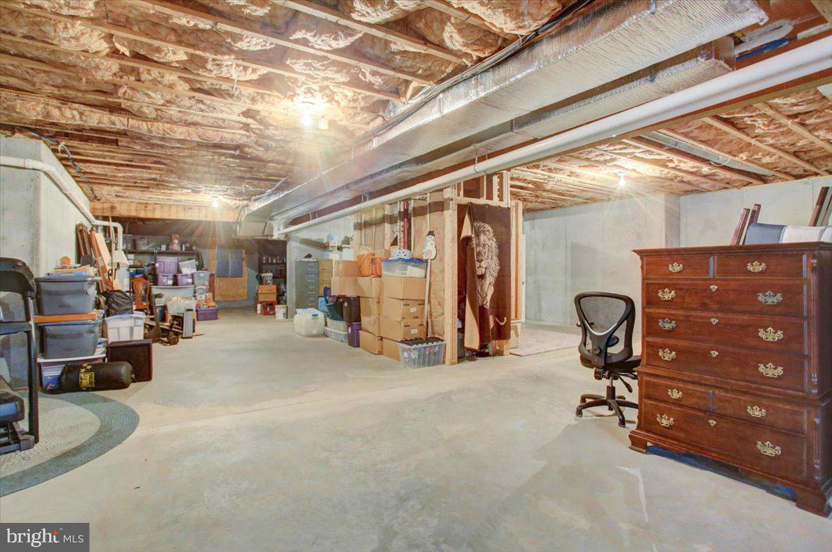 WALNUT ACRES - Residential