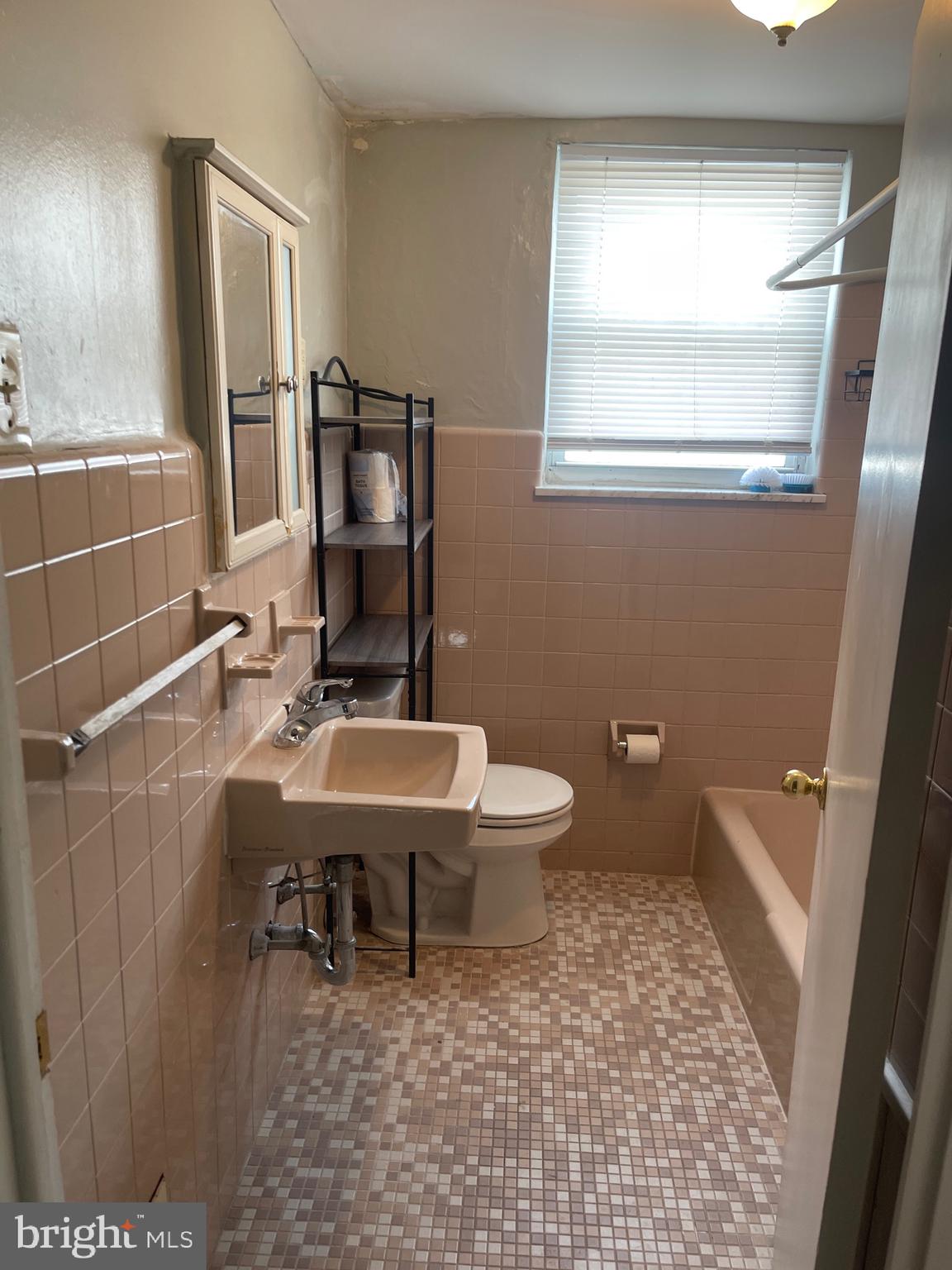 WHITMAN - Residential