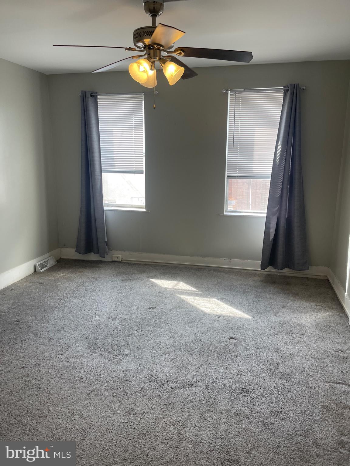 WHITMAN - Residential